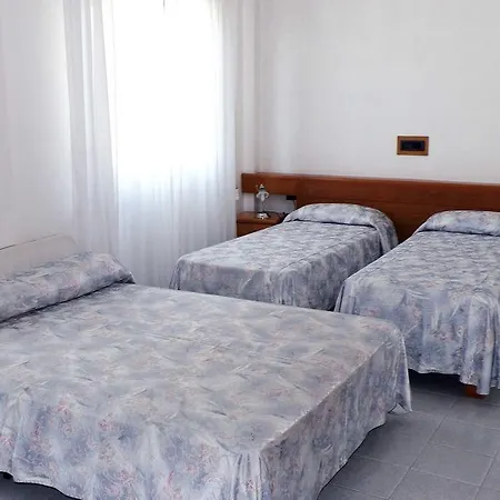 乐棕榈酒店 萨包迪亚